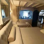 Castel 1500 Apartment *