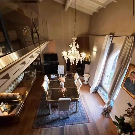 Castel 1500 아파트 *