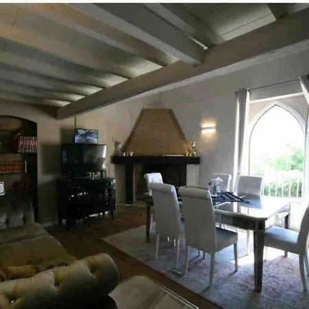 Apartman Castel 1500 *