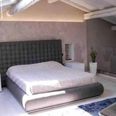 Apartman Castel 1500 *